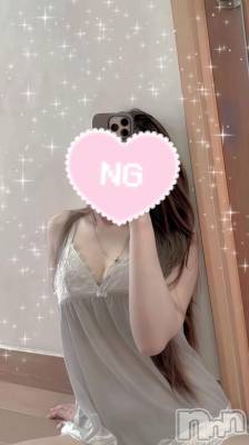 新潟デリヘル Secret Love(シークレットラブ) みお☆極嬢(19)の1月13日写メブログ「14日12時～出勤」