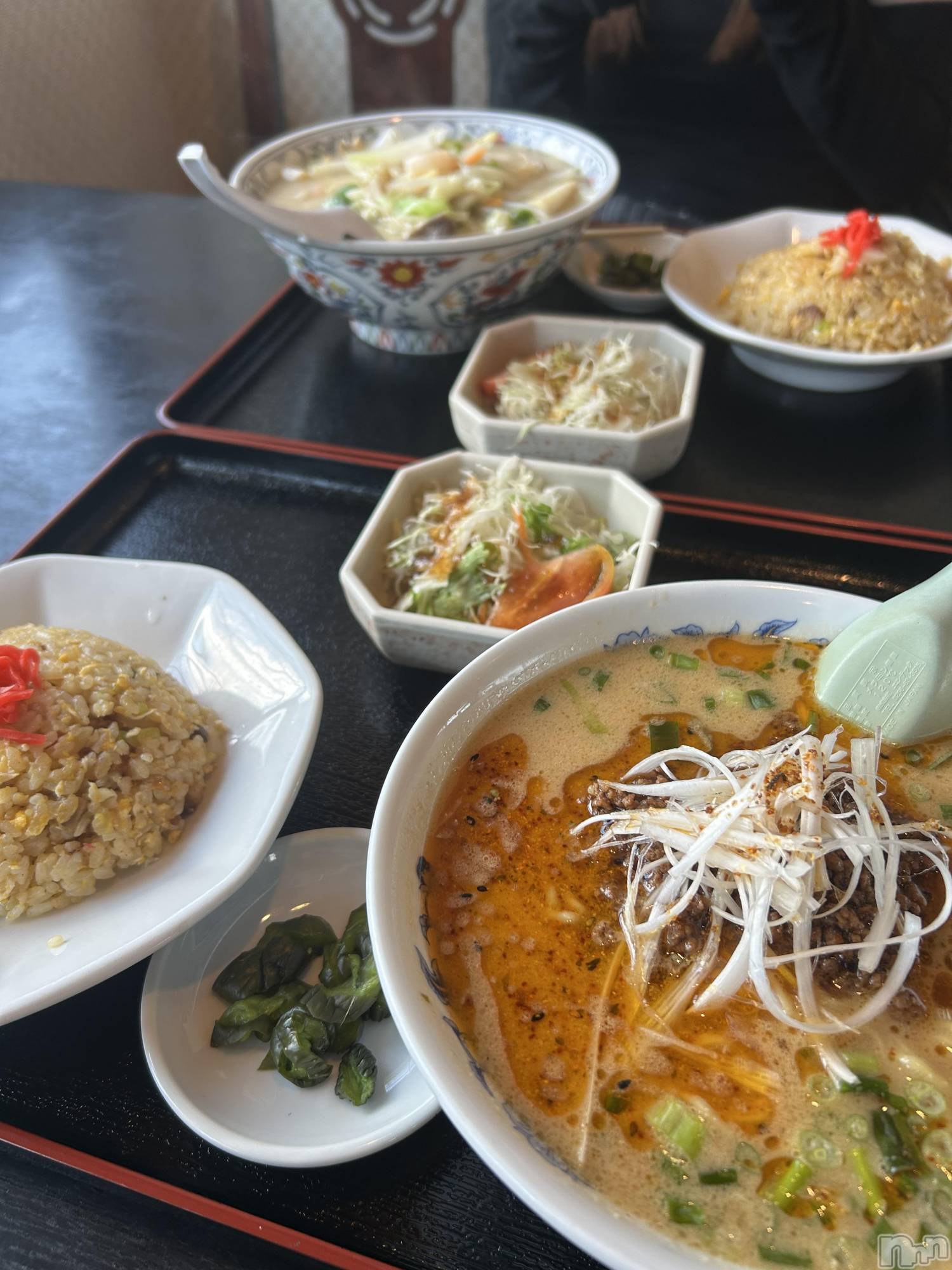 ƲХ顦Lounge Veranda(饦󥸥٥) 2025ǯ1022̥֥֤ä
