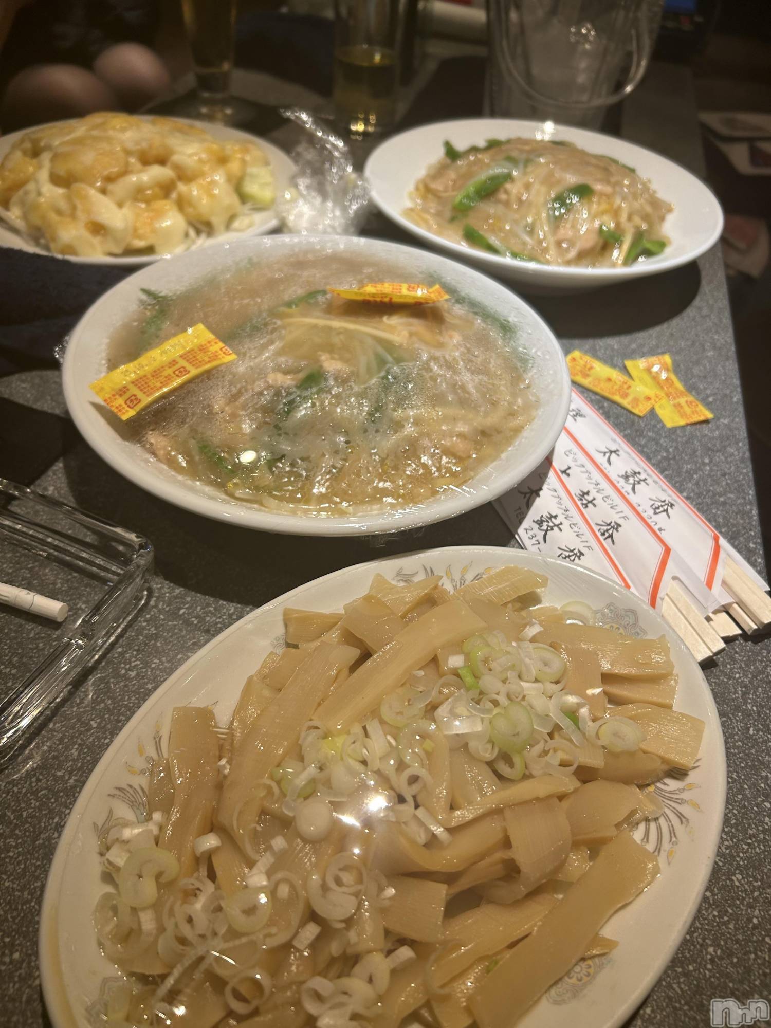 ƲХ顦Lounge Veranda(饦󥸥٥) 2025ǯ1024̥֥֤ä