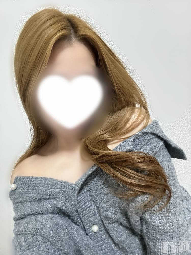 新潟デリヘルCrest(クレスト) かなえ(29)の1月3日写メブログ「🎀🧣❄️❤️‍🩹💝」