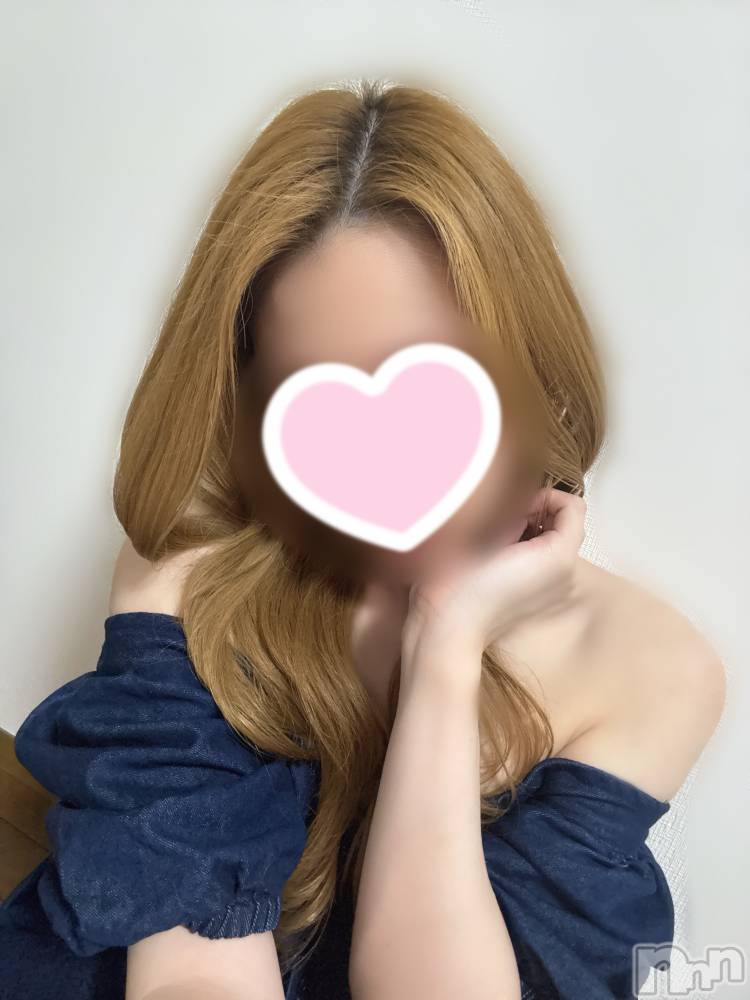 新潟デリヘルCrest(クレスト) かなえ(29)の7月20日写メブログ「🧤👀👓🫶」