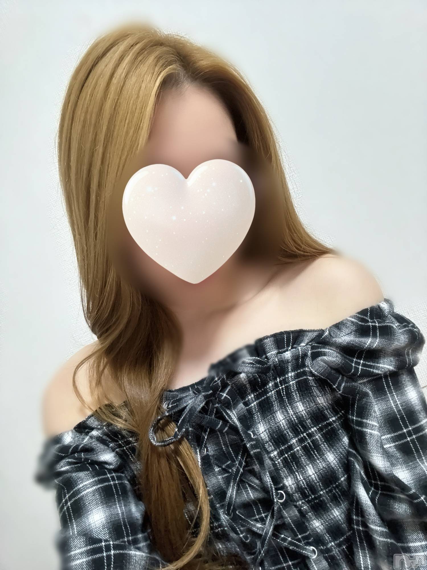 新潟デリヘルCrest(クレスト)新人☆かなえ(29)の2025年11月17日写メブログ「みなさん💐」