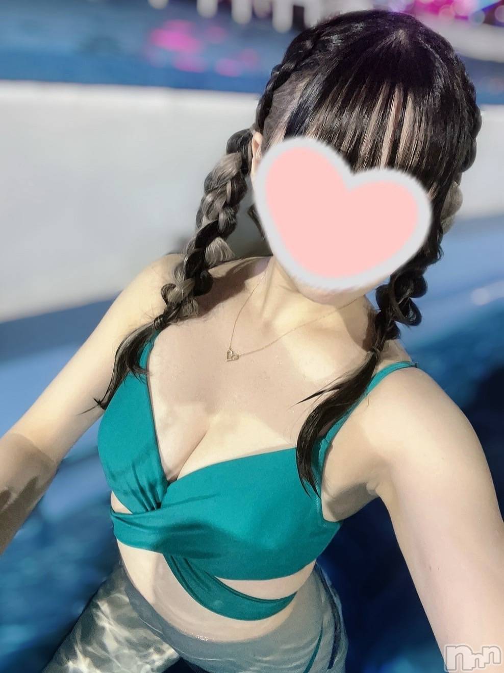みな