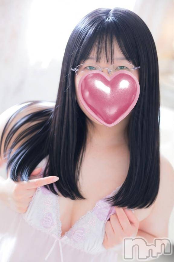 新潟デリヘル奥様特急 新潟店(オクサマトッキュウニイガタテン) つきな(28)の5月4日写メブログ「今のってすごい♡」