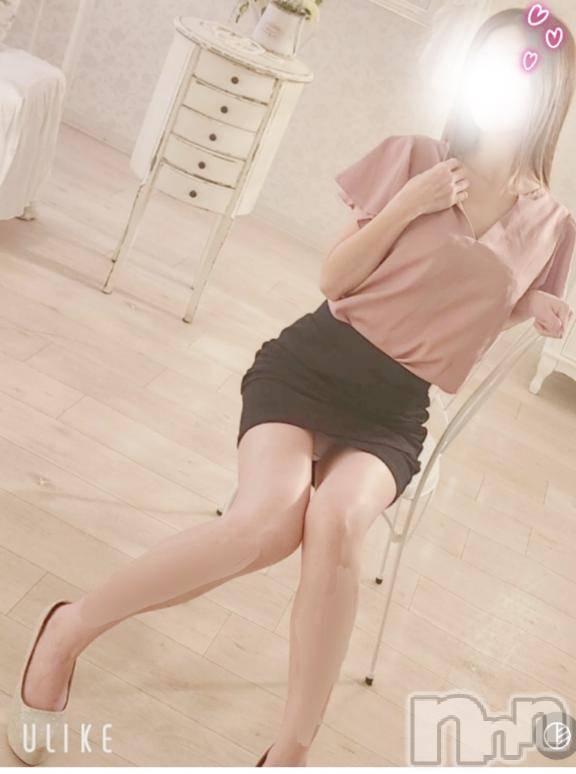 新潟デリヘルGRACE　新潟(グレース　ニイガタ) 弥生（やよい）(29)の10月15日写メブログ「迷ってます🤔💭」