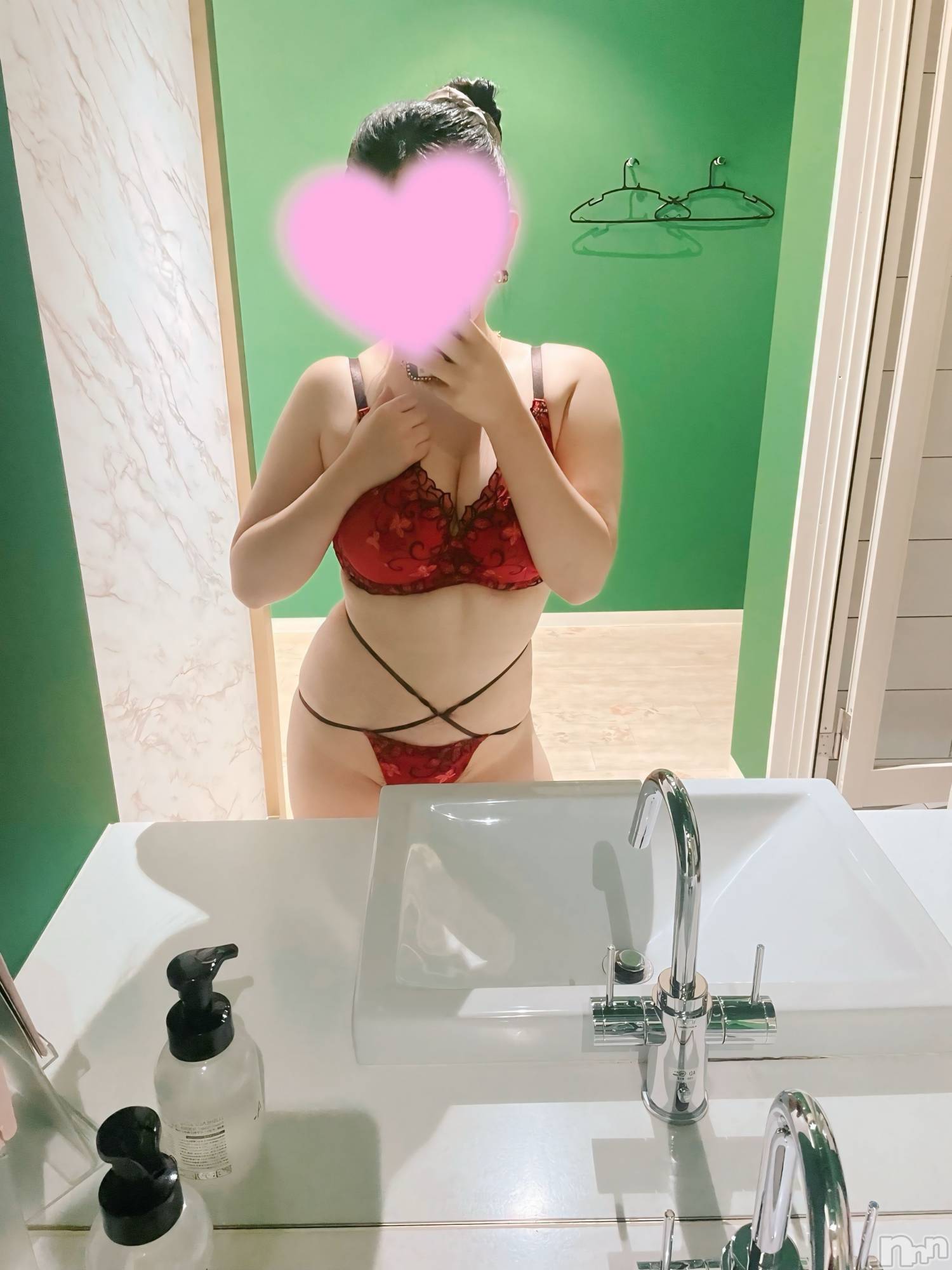 新潟デリヘルCharlotte新潟駅前店(シャーロットニイガタエキマエテン)ドMエロギャル巨乳りお(22)の2025年4月23日写メブログ「待機中💗りおのこといじめて💕」