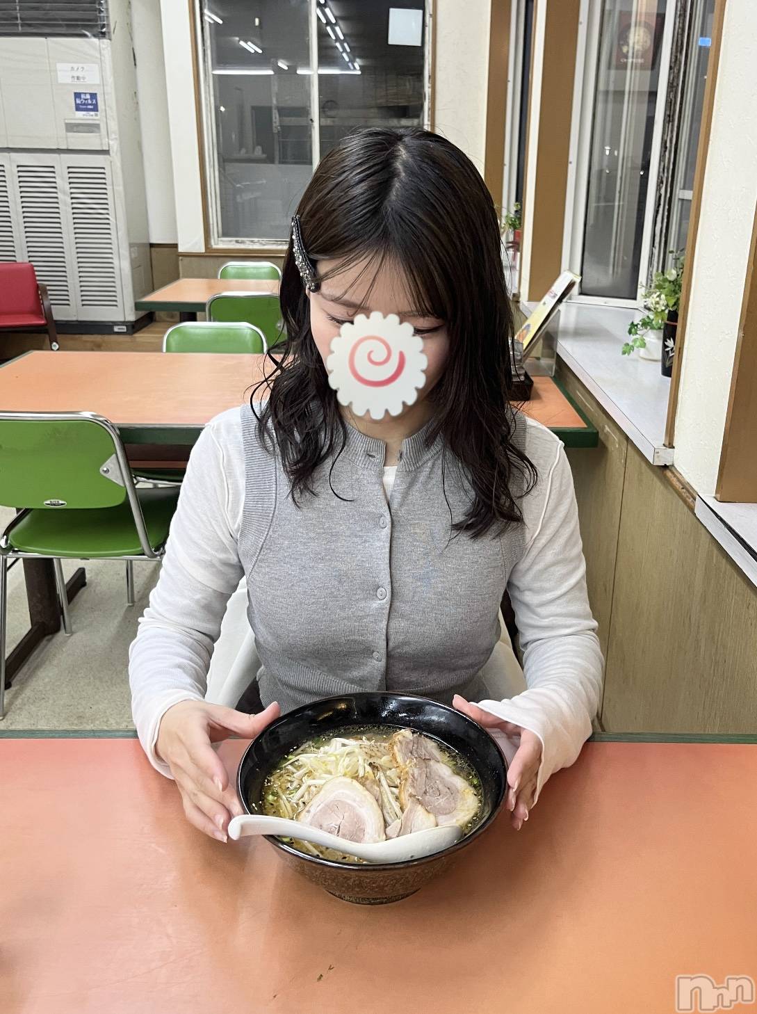 ĮХ顦Lounge R Style(饦󥸥륹) 2025ǯ318ֽ̥֥餯ޤ顼🍜