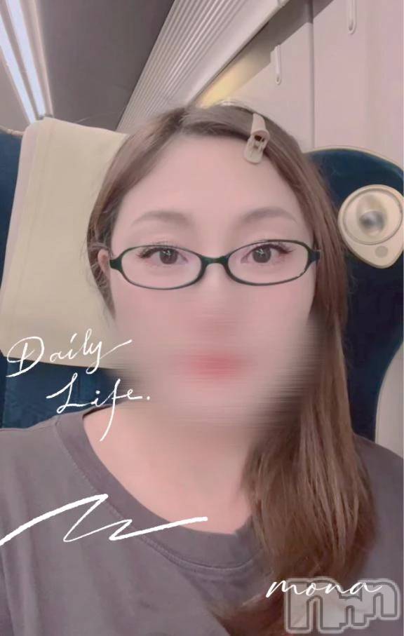 新潟人妻デリヘル熟女の風俗 最終章(ジュクジョノフウゾクサイシュウショウ)もな(43)の2025年9月12日写メブログ「小さい秋見つけた🍂」