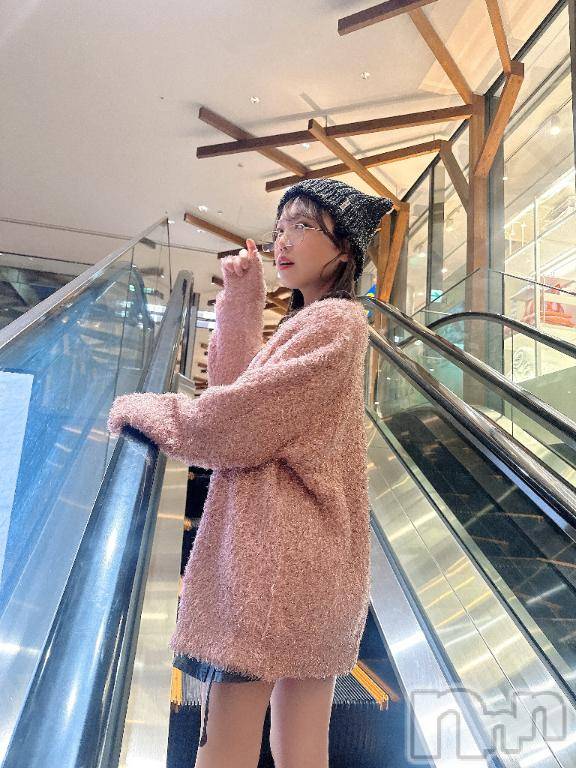 長岡デリヘルROOKIE(ルーキー) なる☆プラチナ(21)の3月27日写メブログ「こう見えて、、、🐳」