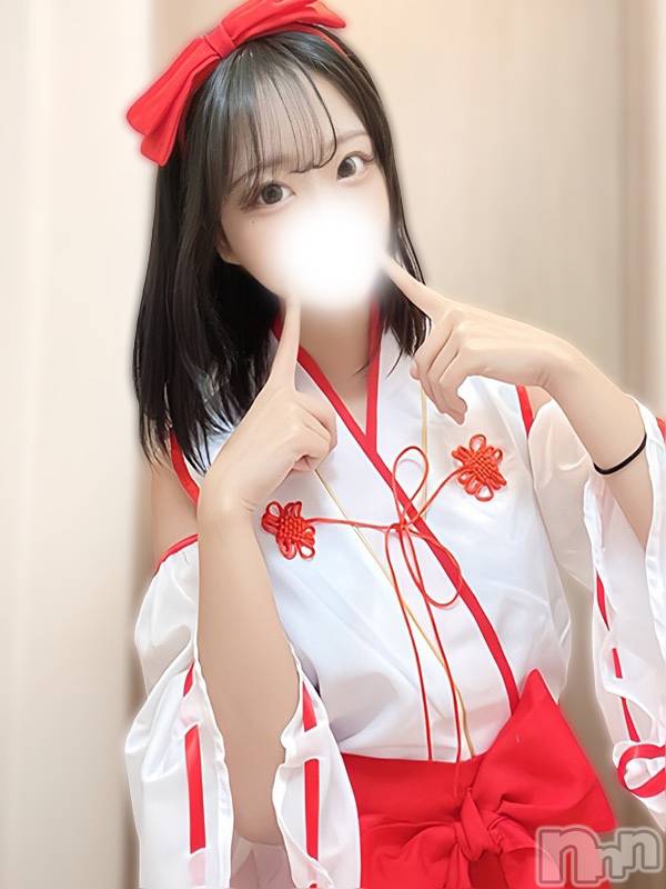 浅桐みこ