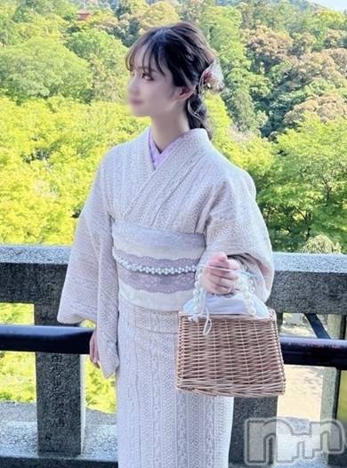 優華えりな