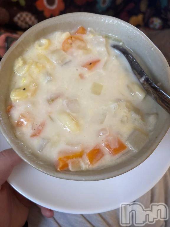 新潟デリヘル新潟市鳥屋野潟ちゃんこ(ニイガタシトヤノガタチャンコ) れい(20)の2月8日写メブログ「飯テロ」