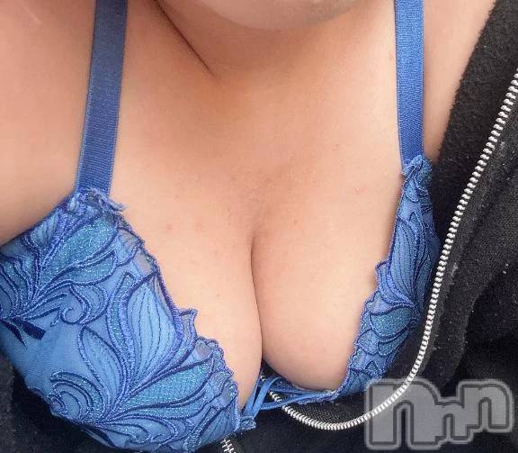 新潟デリヘル新潟市鳥屋野潟ちゃんこ(ニイガタシトヤノガタチャンコ)れい(20)の2026年4月15日写メブログ「譲り合い」