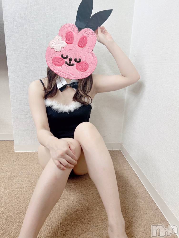 新潟デリヘルアンフィール-地元新潟の厳選された素人女性のみ-(アンフィール) 【新人】なぎ★明るい猫顔美人(23)の11月8日写メブログ「久しぶりに出勤するよ🌟」