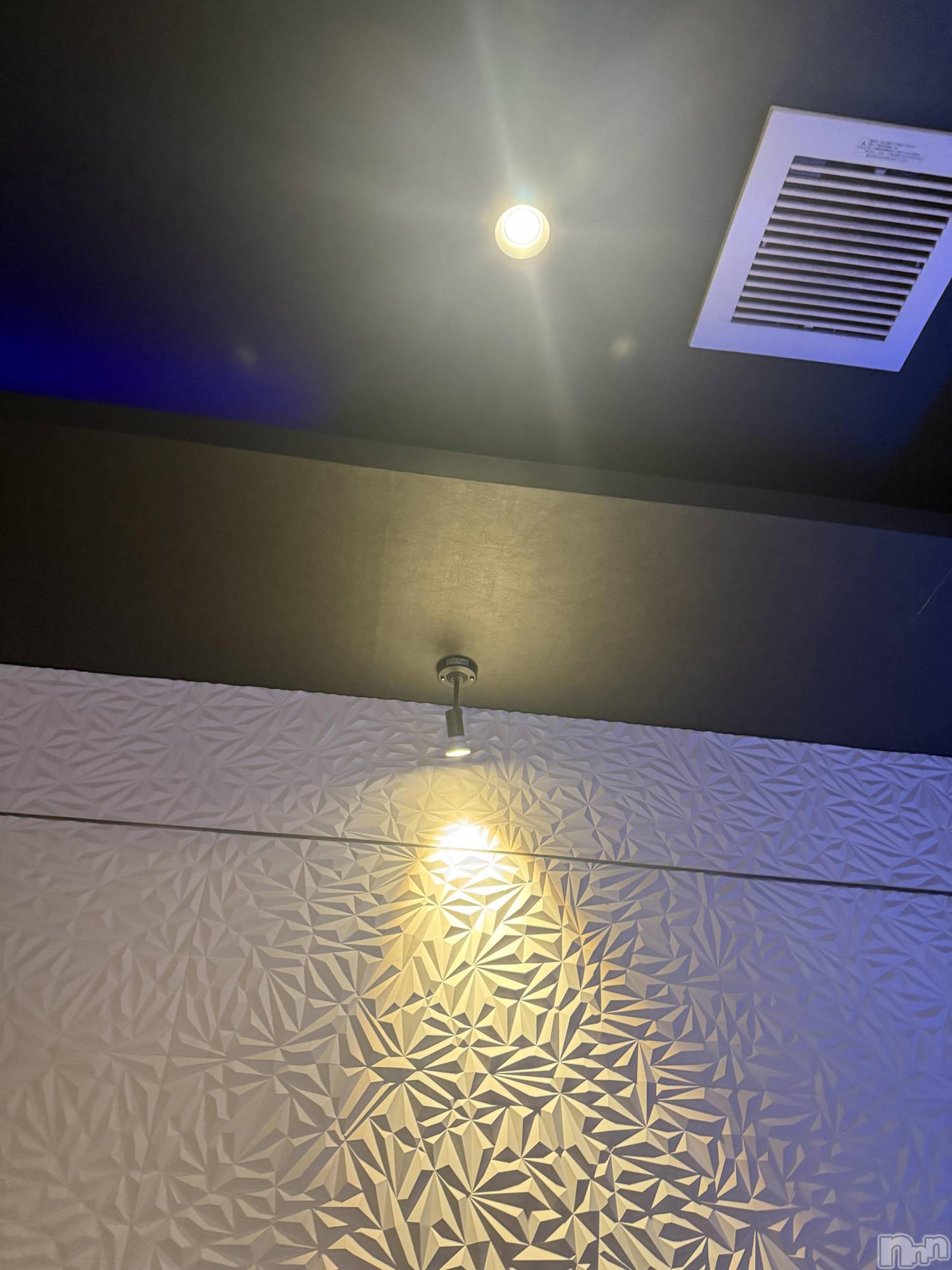 ƲХ顦clubTiara(ƥ) 2025ǯ1123̥֥֤