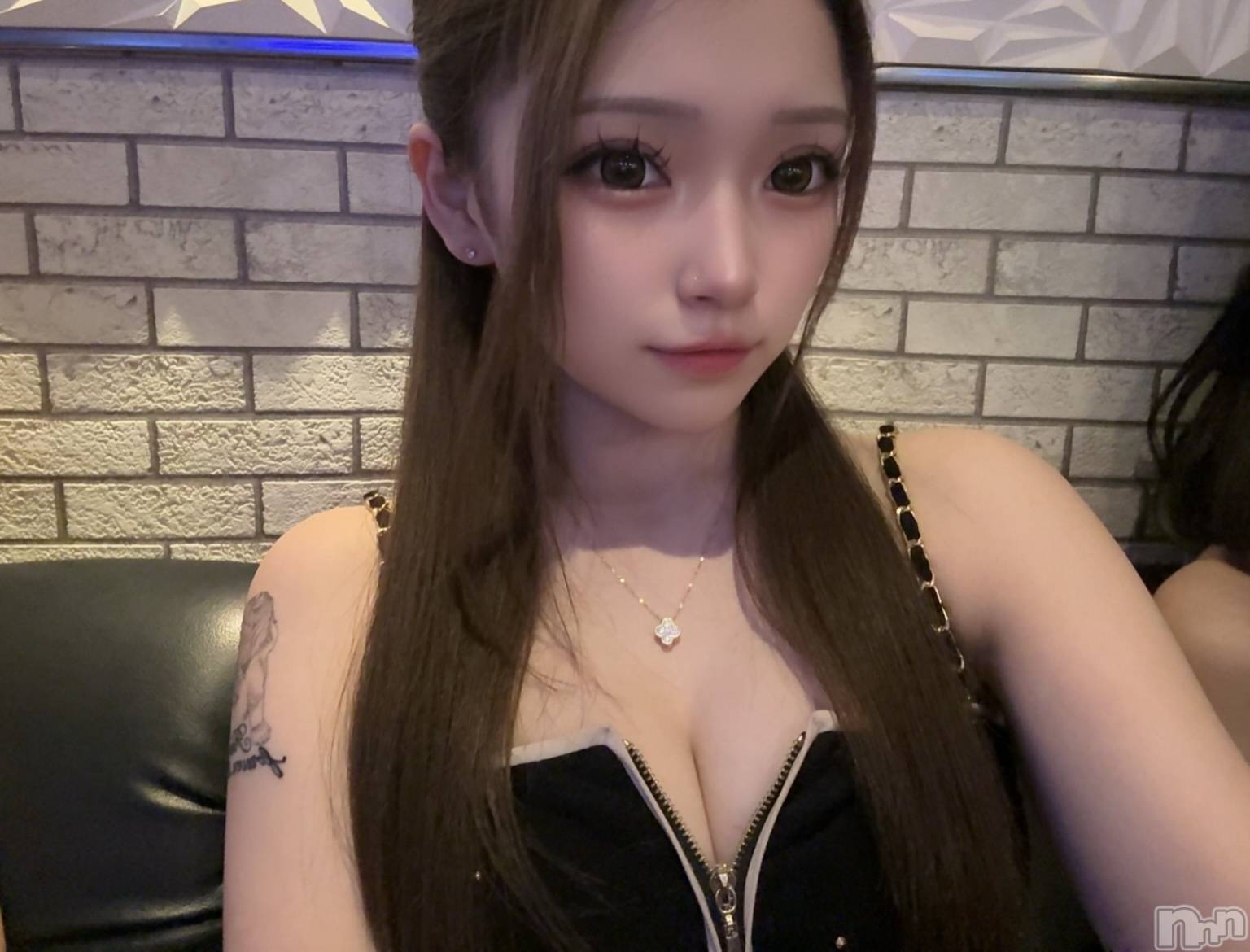 ƲХ顦clubTiara(ƥ) 2025ǯ125̥֥֤