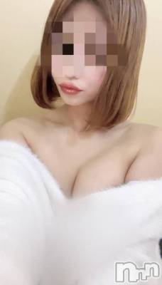 りか(A)(22) 身長152cm、スリーサイズB85(E).W58.H82。新潟デリヘル A(エース)在籍。