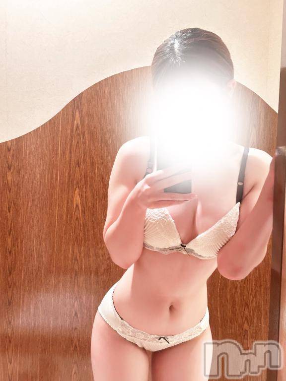 新潟デリヘルMelt(メルト) りな(21)の4月13日写メブログ「褒められたら伸びるタイプです」