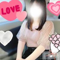 りりか☆地元美人カフェ店員