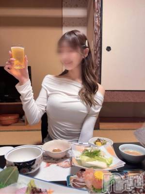 上越デリヘル RICHARD（リシャール）(リシャール) 倉科めいろ(24)の11月7日写メブログ「ねぇ、どれがいいのっ？❤️‍🔥」