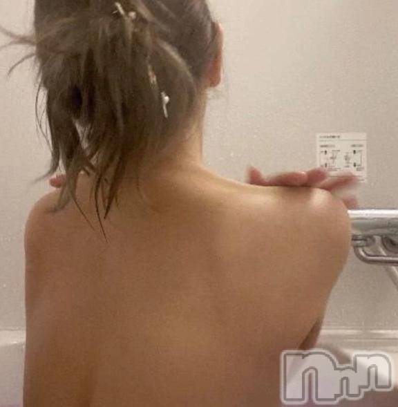 新潟デリヘルSecret Love(シークレットラブ)あいか☆規格外S級美人(33)の2026年4月22日写メブログ「出勤中です🥰」