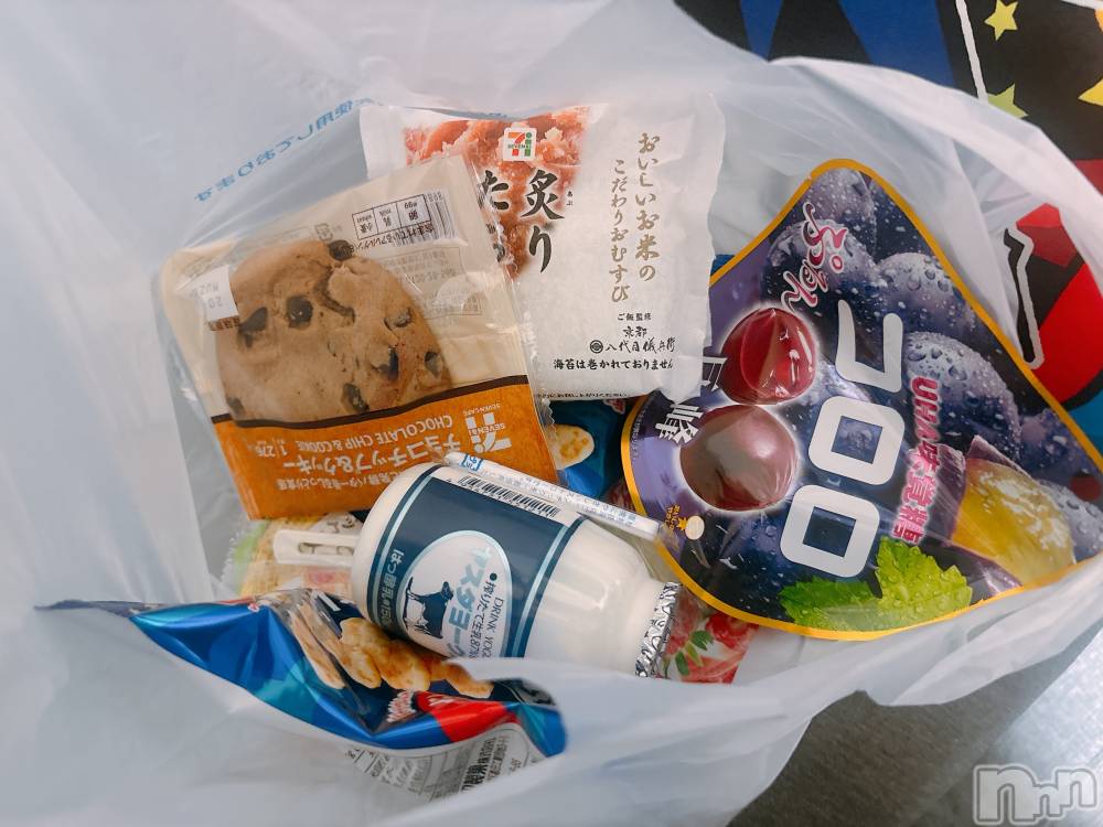 ����������ʥå��������륺�С�ROYAL ONE(���������) �椢��1��21���̥�֥����֤ʤ�Ǥ��ΤäƤ롢��