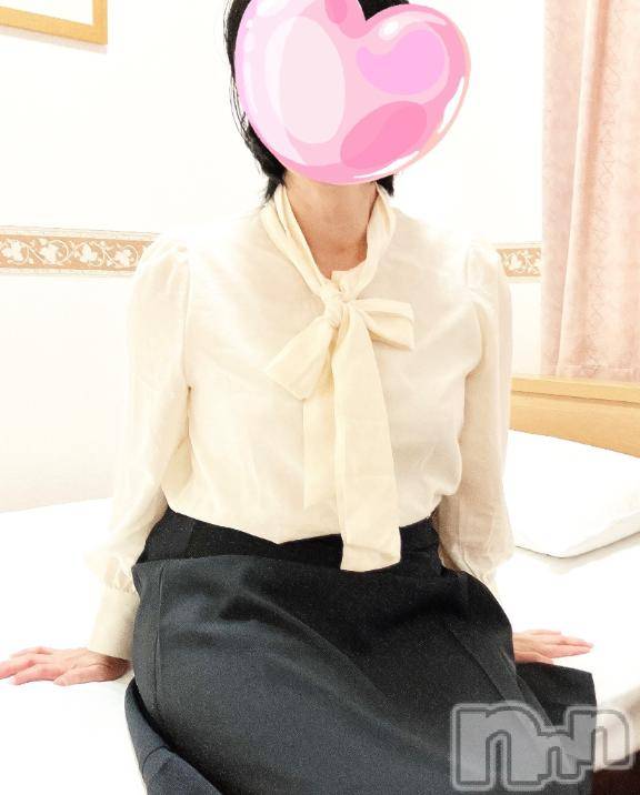 新潟デリヘル新潟人妻　2nd Wife(セカンドワイフ) ことこ奥様(50)の5月1日写メブログ「すぐにご案内可能ですm(._.)m」