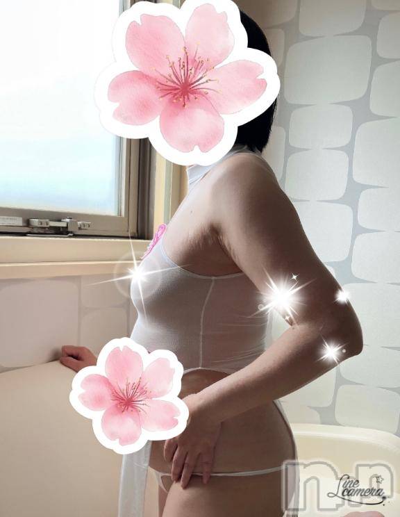 新潟人妻デリヘル新潟人妻　2nd Wife(セカンドワイフ)体験。ことこ奥様(50)の2025年5月11日写メブログ「明日出勤しまっすm(._.)m」