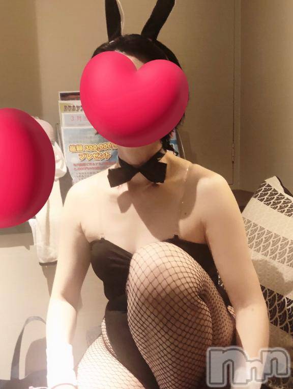 新潟人妻デリヘル新潟人妻　2nd Wife(セカンドワイフ)ことこ奥様(50)の2025年10月1日写メブログ「10月の出勤日のお知らせm(._.)m」