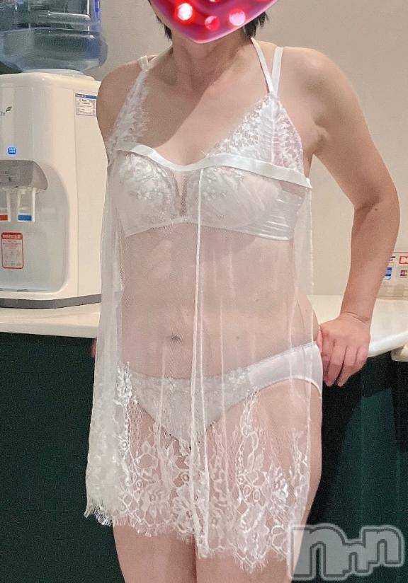 新潟デリヘル新潟人妻　2nd Wife(セカンドワイフ)ことこ奥様(50)の2026年4月8日写メブログ「お誘いお待ちしていますm(._.)m」