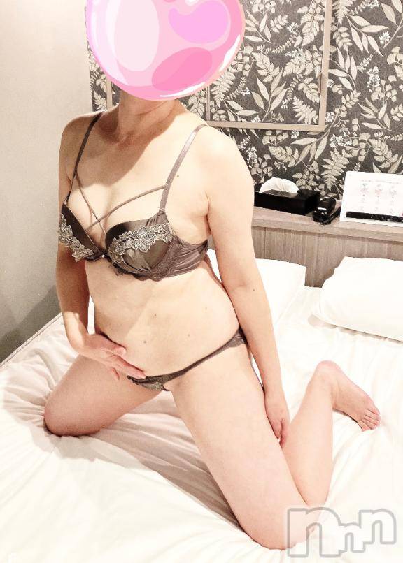 新潟デリヘル新潟人妻　2nd Wife(セカンドワイフ)ことこ奥様(50)の2026年4月19日写メブログ「お知らせm(._.)m」