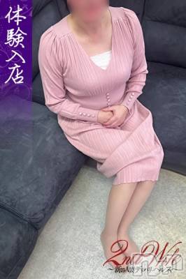 体験。ことこ奥様(50) 身長164cm、スリーサイズB87(D).W61.H89。新潟人妻デリヘル 新潟人妻　2nd Wife在籍。