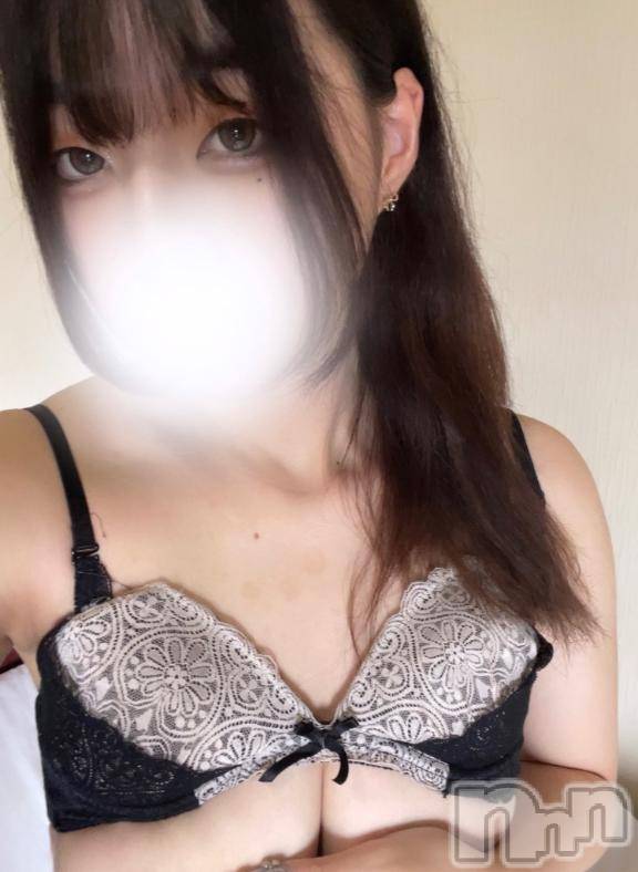 新潟デリヘル奥様特急 新潟店(オクサマトッキュウニイガタテン) りりか(18)の4月29日写メブログ「残り2日❕」