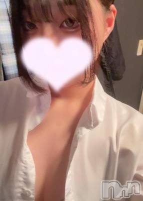 新潟デリヘル 奥様特急 新潟店(オクサマトッキュウニイガタテン) りりか(18)の4月5日写メブログ「深夜枠🥺🤍」