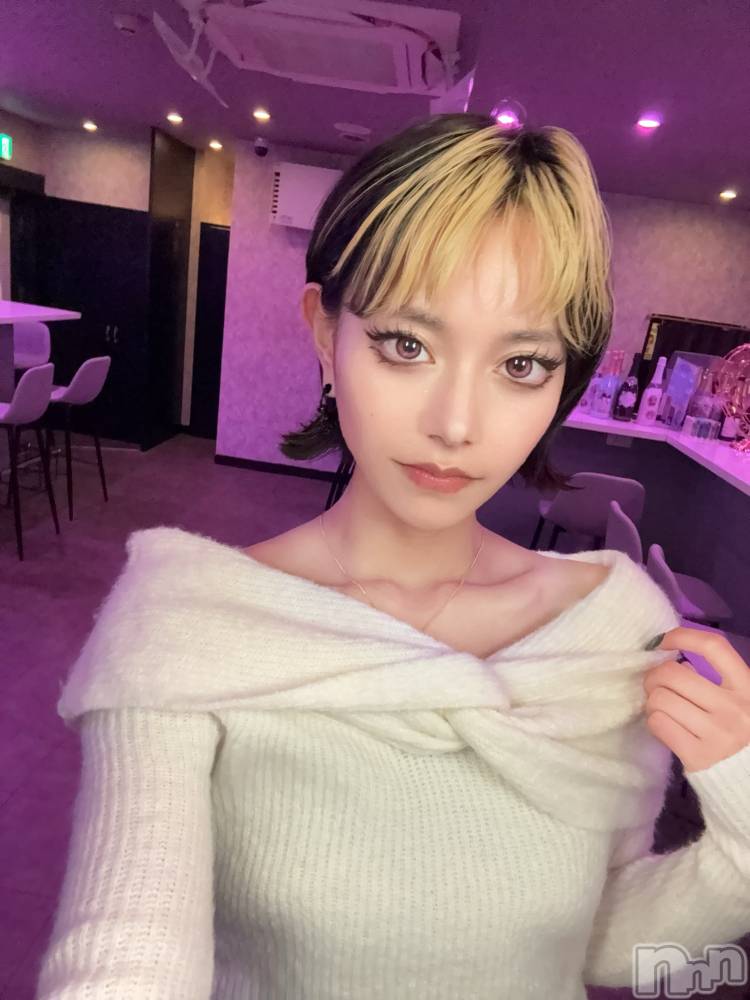 ����������ʥå��������륺�С�Girls Bar Philia(�����륺�С��ե��ꥢ) �����2��15���̥�֥�����🍫( '-' 🍫)�������ʎߎݎ���