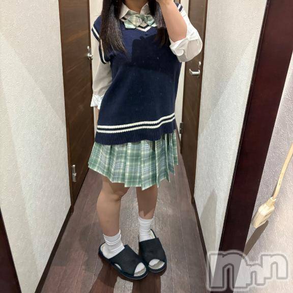 長岡デリヘル純・無垢(ジュンムク) みみ(22)の5月23日写メブログ「💚初めて💚」