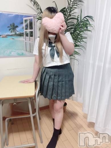 みあ