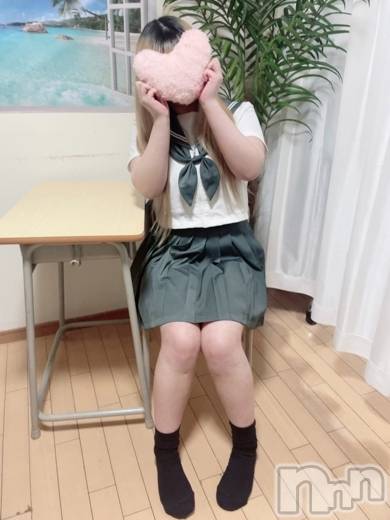 みあ