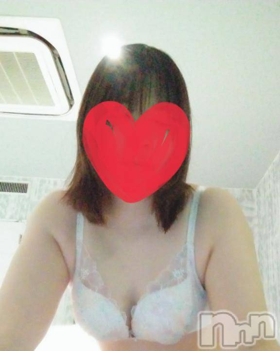 新潟デリヘル奥様特急 新潟店(オクサマトッキュウニイガタテン)りょう(25)の2025年10月7日写メブログ「💄秘密のランジェリー時間💋」