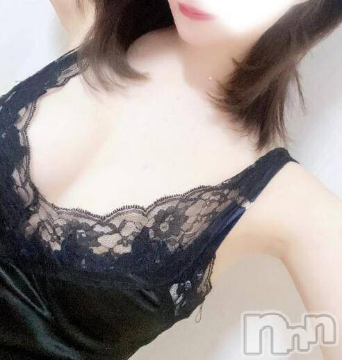新潟人妻デリヘル一夜妻(イチヤヅマ)さや(36)の2025年7月31日写メブログ「さて、出勤いたしました🐰🍒」
