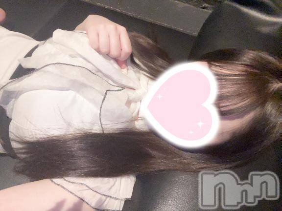 新潟人妻デリヘル新潟人妻　2nd Wife(セカンドワイフ) 体験。あこ奥様(24)の3月13日写メブログ「ぽちっ👇🏻」