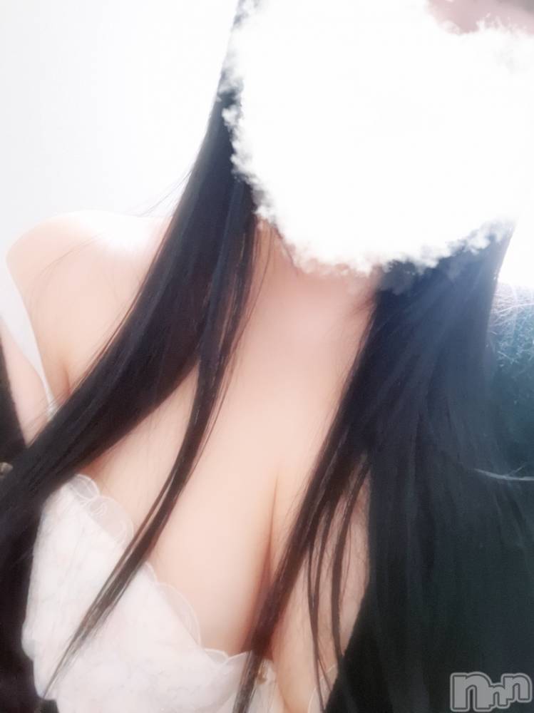 新潟人妻デリヘル人妻不倫処　桃屋　新潟店(ヒトヅマフリンドコロモモヤ) あんな・新人奥様(37)の4月4日写メブログ「こんにちは😊」