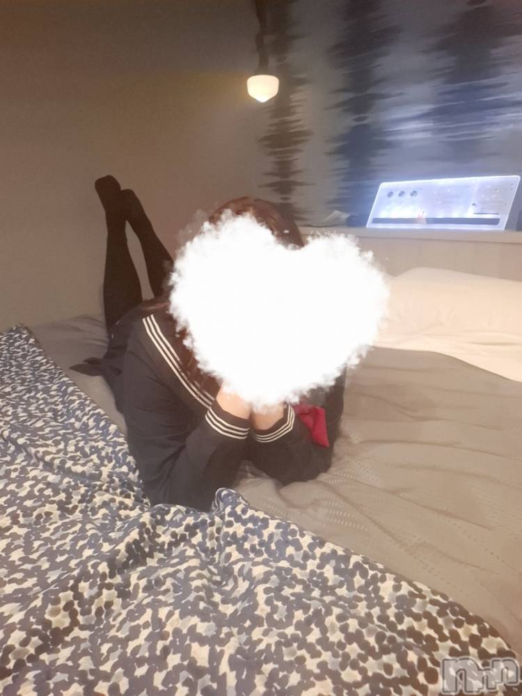 新潟人妻デリヘル人妻不倫処　桃屋　新潟店(ヒトヅマフリンドコロモモヤ) あんな・新人奥様(37)の7月8日写メブログ「おつかれさまです🌼」