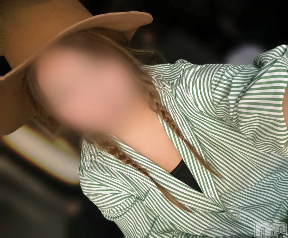 新潟人妻デリヘル人妻楼　新潟店(ヒトヅマロウ　ニイガタテン) 柚子(32)の5月4日写メブログ「ナカでイッて♡」