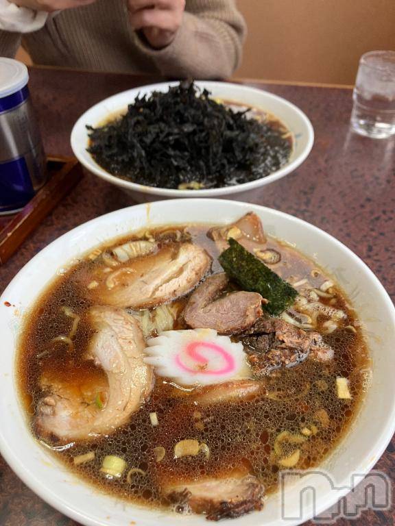 長岡人妻デリヘルBIANCA～主人の知らない私～長岡店(ビアンカナガオカテン) 柊　ゆうな(36)の3月31日写メブログ「食べちゃった🍜💕」
