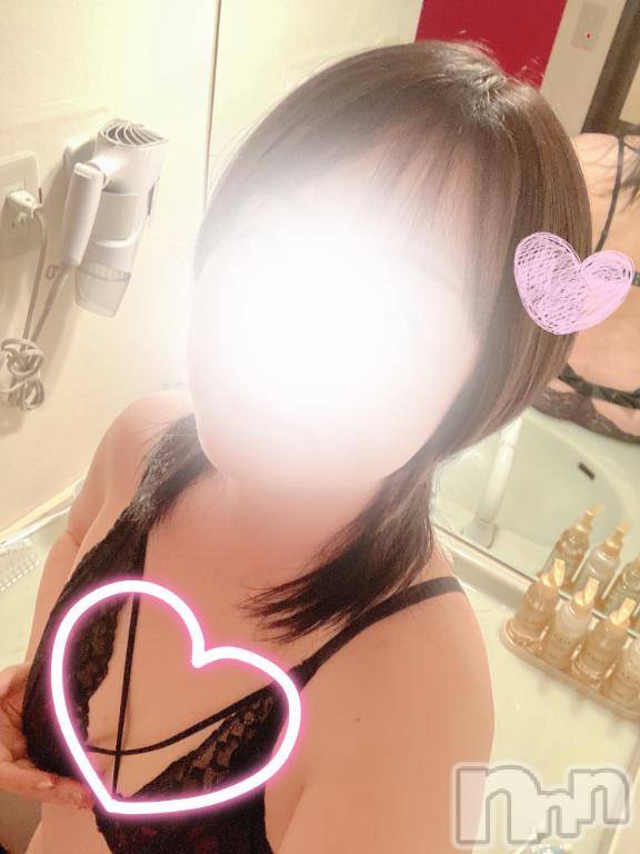 長岡人妻デリヘルBIANCA～主人の知らない私～長岡店(ビアンカナガオカテン) 柊　ゆうな(36)の8月4日写メブログ「ムラムラぁ💕」