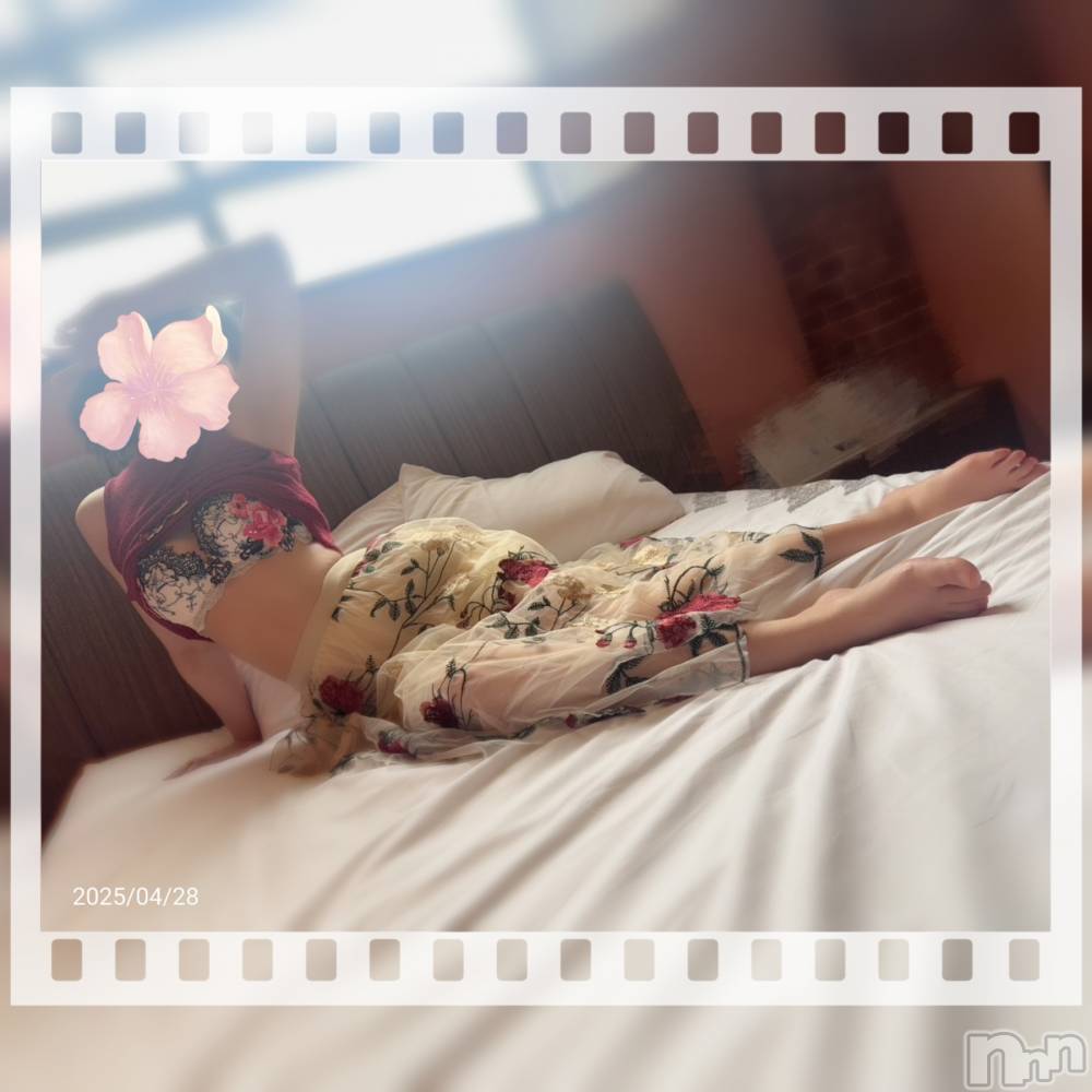 新潟人妻デリヘル人妻楼　新潟店(ヒトヅマロウ　ニイガタテン) 桃遊(38)の4月28日写メブログ「🍀平日出勤🍀」