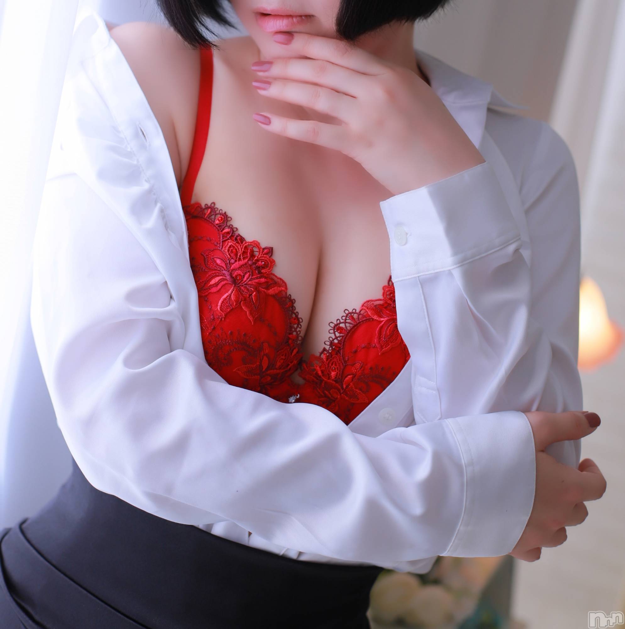 新潟人妻デリヘル人妻楼　新潟店(ヒトヅマロウ　ニイガタテン)桃遊(38)の2025年8月8日写メブログ「🐟️痴女で板前！？🐟️」