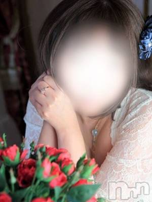 いろは(40) 身長148cm、スリーサイズB90(G以上).W65.H108。松本発人妻デリヘル 松本人妻隊(マツモトヒトヅマタイ)在籍。