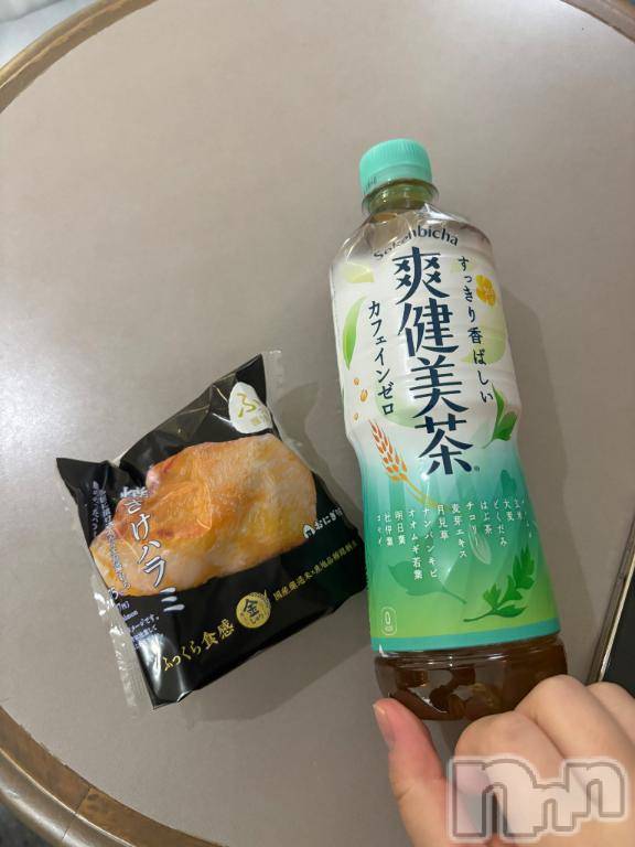 新潟デリヘル奥様特急 新潟店(オクサマトッキュウニイガタテン) みおり(20)の5月29日写メブログ「最高すぎるんやで😭👏✨」